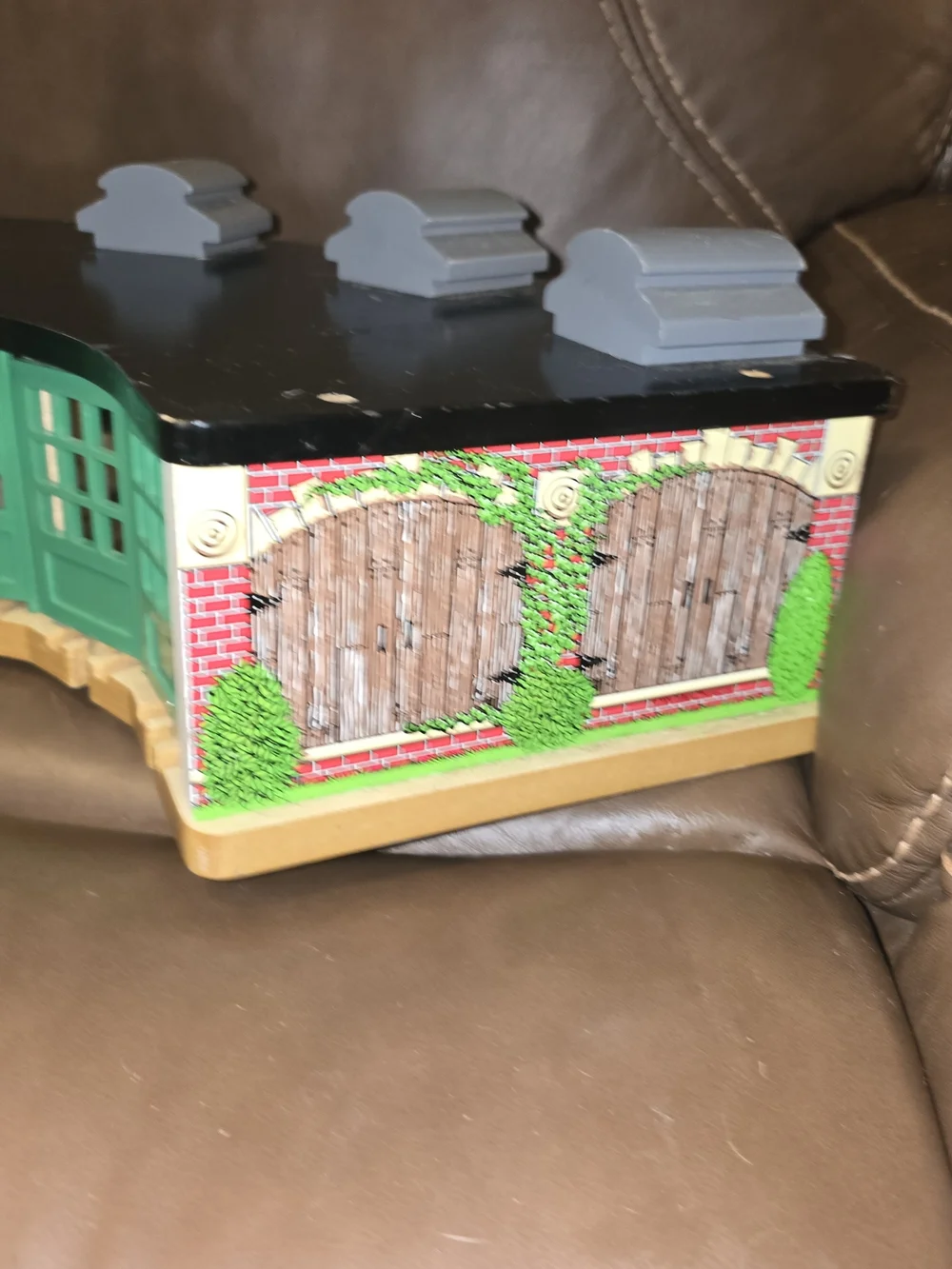 Vintage Thomas's the Train Tidmouth Engine Shed Roundhouse Station GUC 5 Door